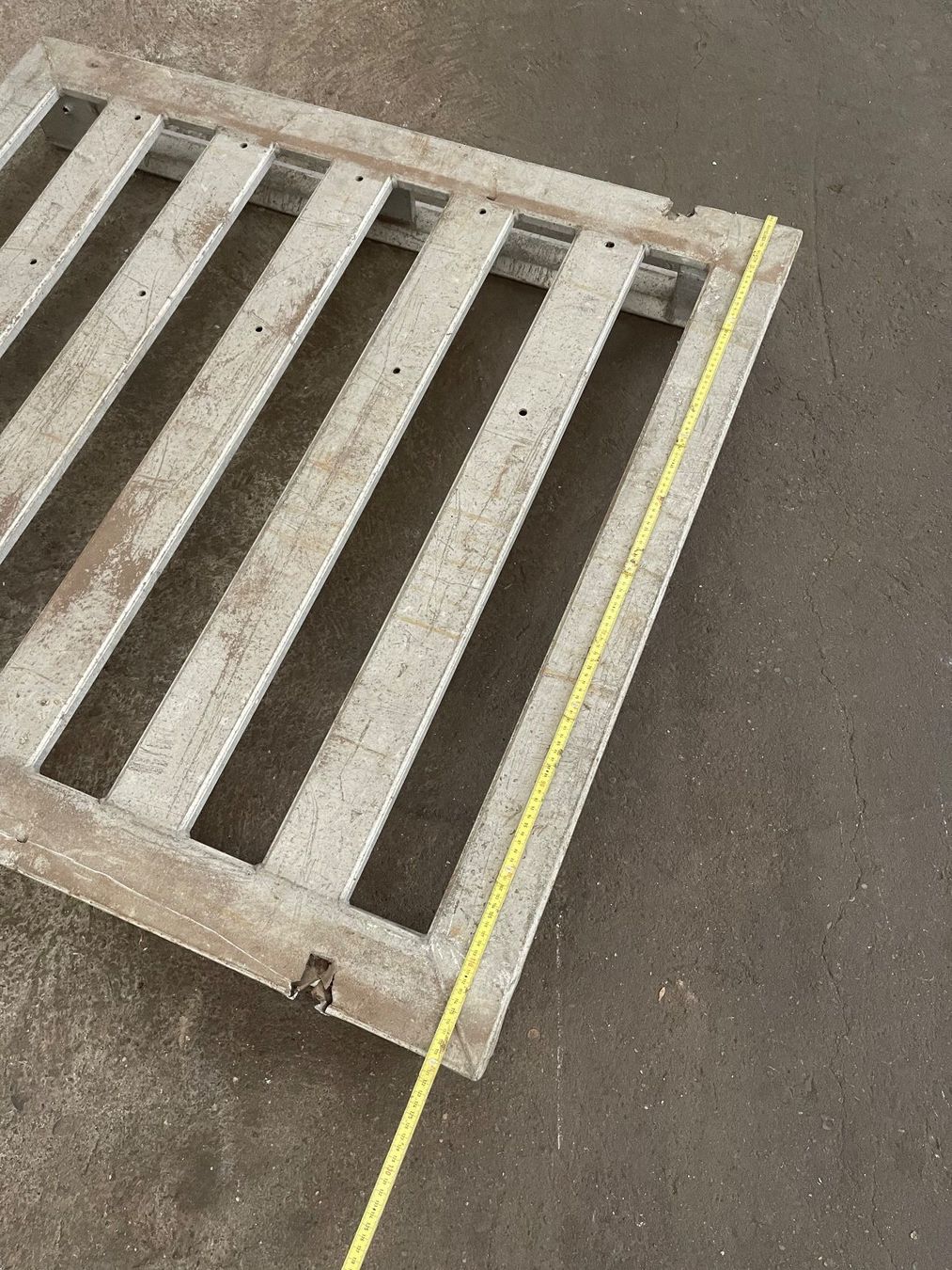 Pallets: Aluminium - Flachpallete – Usato da Herisau venduto da nat_7kdk 2