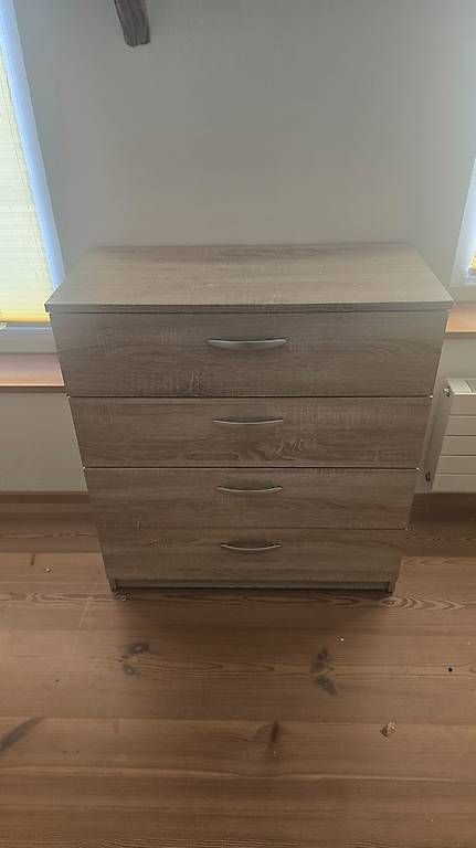 Commodes: Kommode – D'occasion à Fehraltorf par eveluse