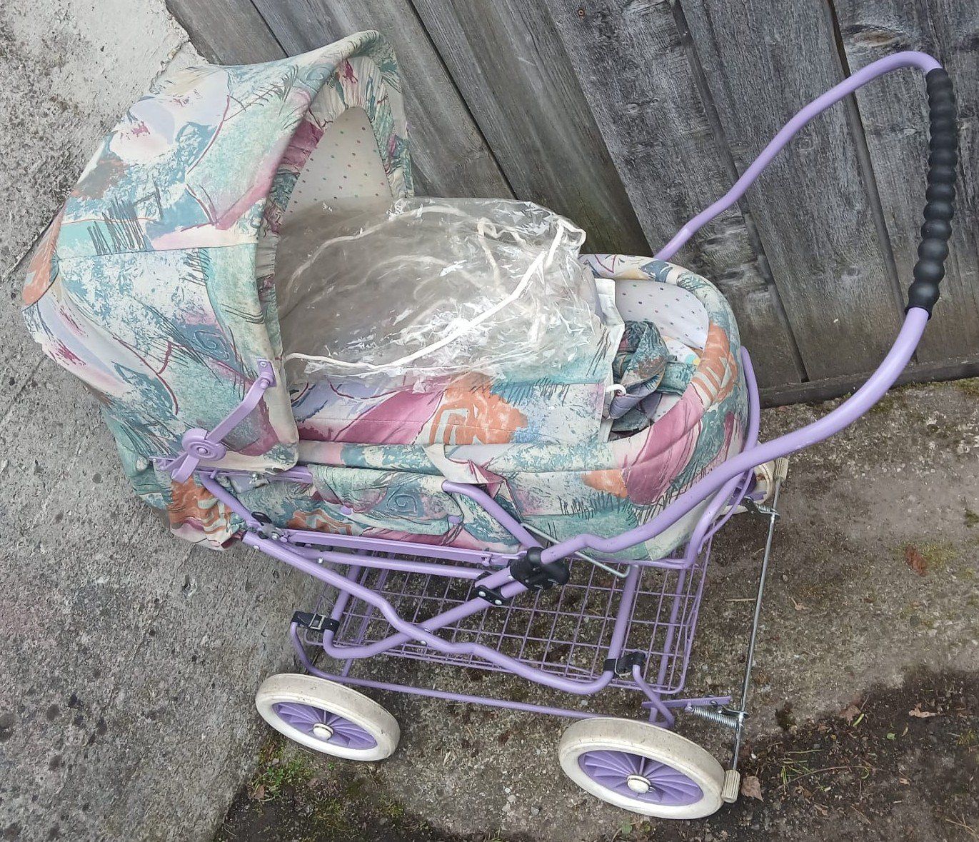 Carrozzine: alter Kinderwagen – Usato da Bäretswil venduto da mar_cr75