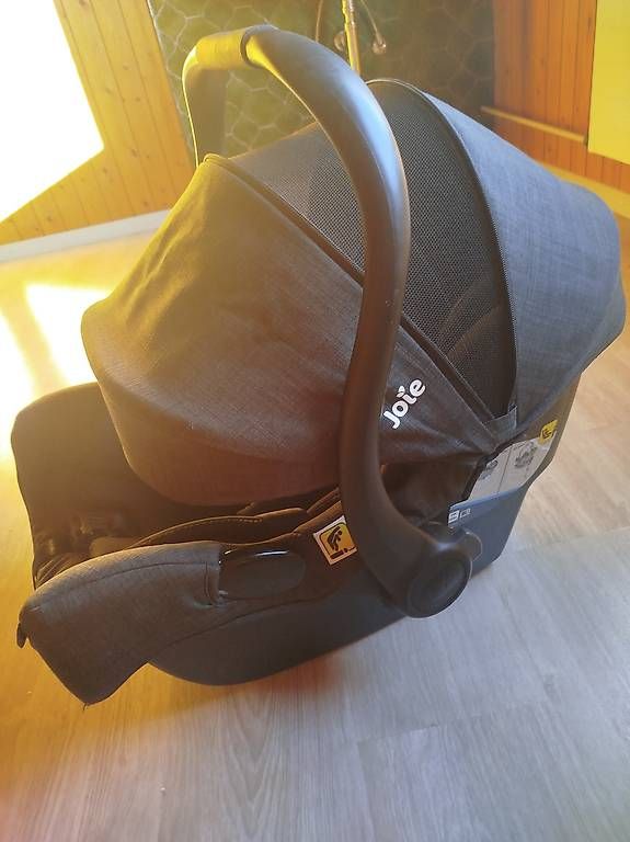 Joie Seggiolini per auto: Babyschale von Joie mit Isofix – Usato da Rossrüti venduto da Selavie1908 3