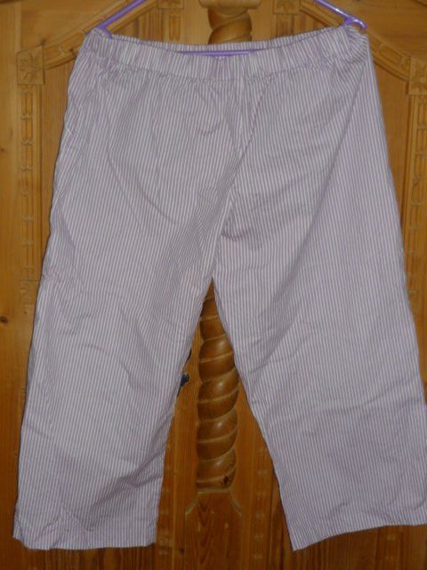 Pantaloni: HOSE TEILE 108 CM. BEIN L. 82 CM. – Usato da St.Gallen venduto da Anso 2