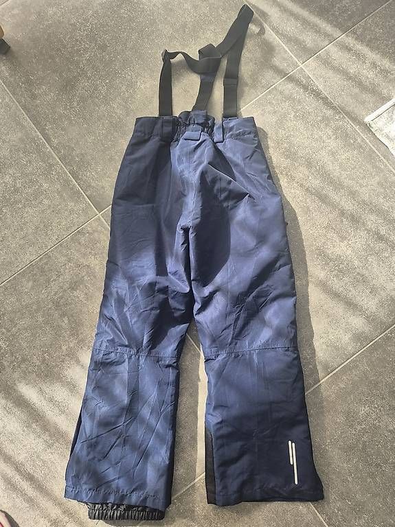 Hosen: Skihose 134/140 – Gebraucht aus Moosseedorf von shu_xbn8 2