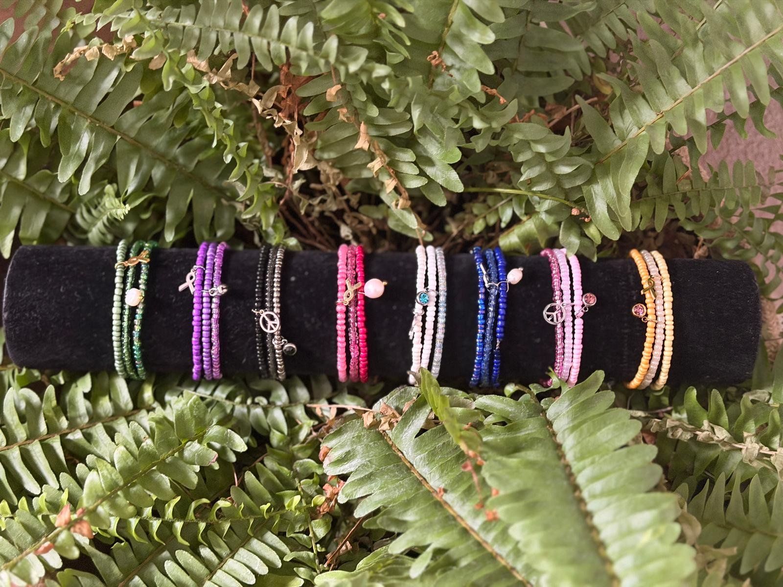 Bracciali & Braccialetti: Freundschaftsketteli – Nuovo e nell'imballaggio originale da Zürich venduto da emily02