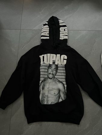 Felpa con cappuccio Bershka 2Pac nero taglia XS usata