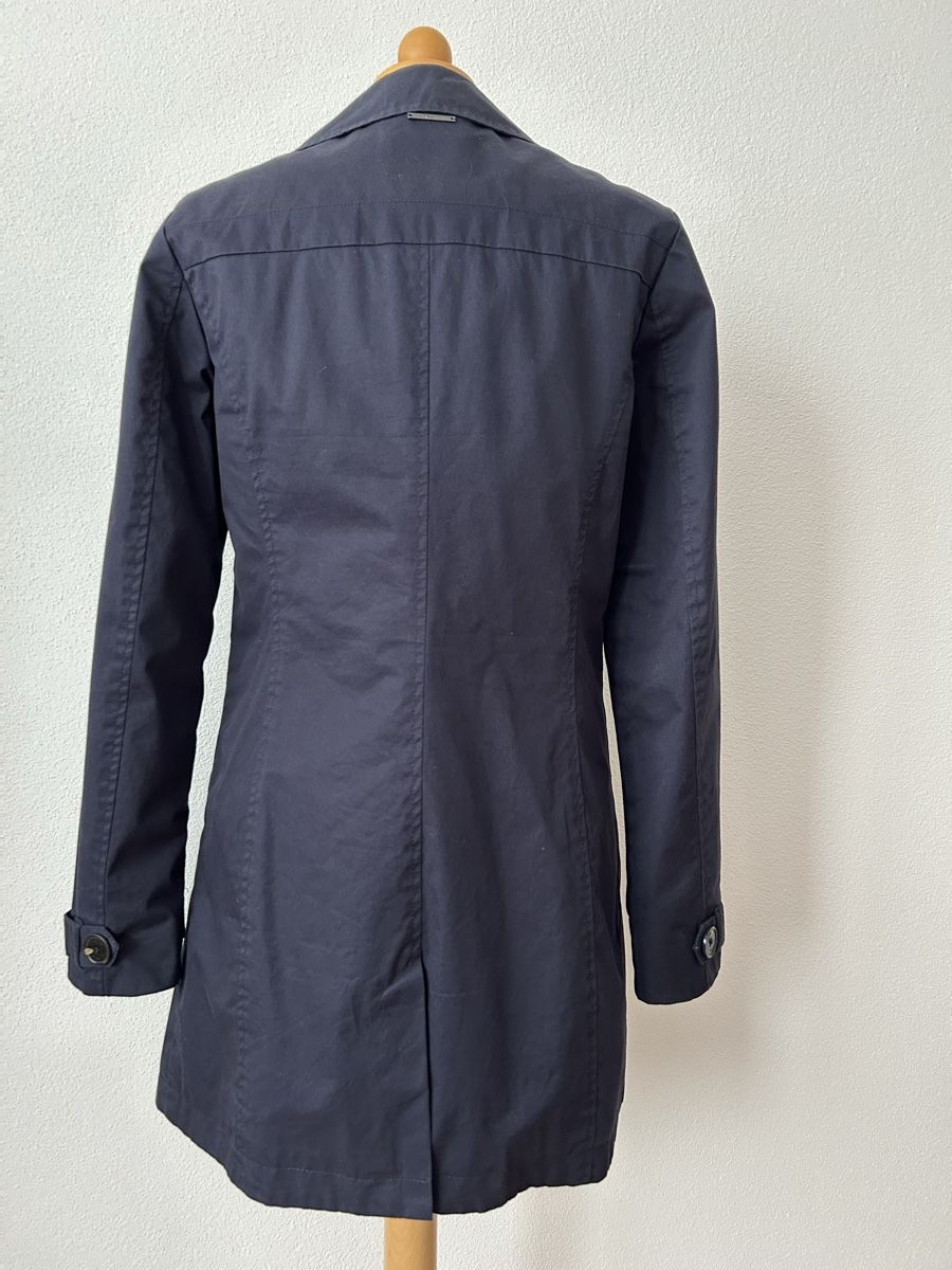 S.Oliver Cappotti: Trenchcoat S.Oliver dunkelblau – Usato da Küssnacht am Rigi venduto da bar_w9yj 2