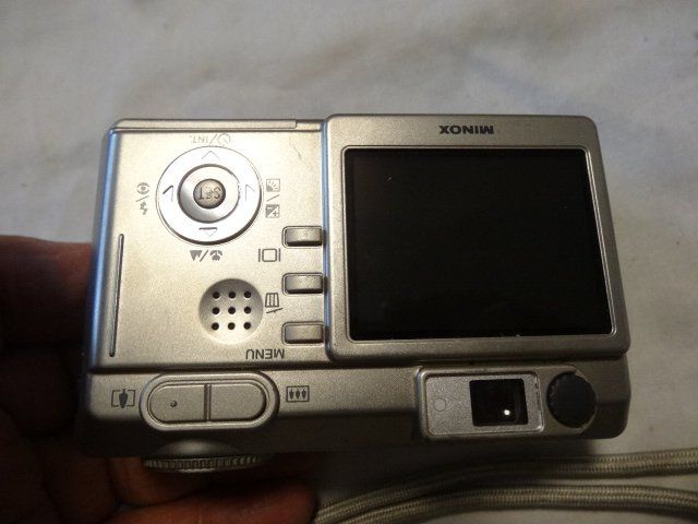 Minox Kamera: MINOX DC 6311 DIGITAL KAMERA--NICHT LÄÜFT – Gebraucht aus zürich von ahmad01 3