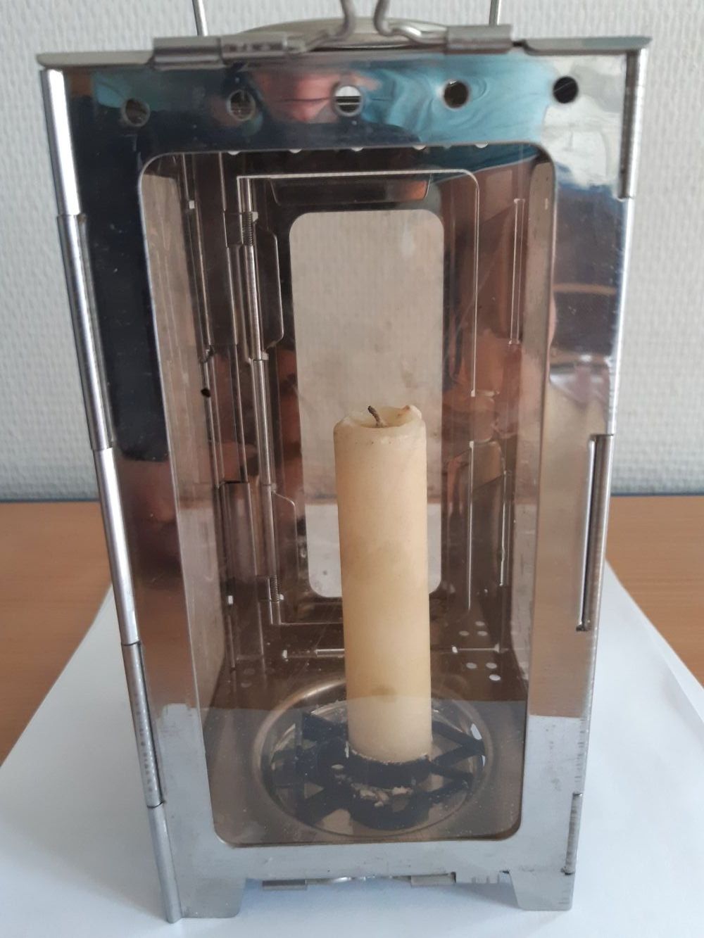 Schweizer Armee Laternen: 3 Zusammenfaltbare Kerzenlaternen – Gebraucht aus Romanshorn von stromi83 1