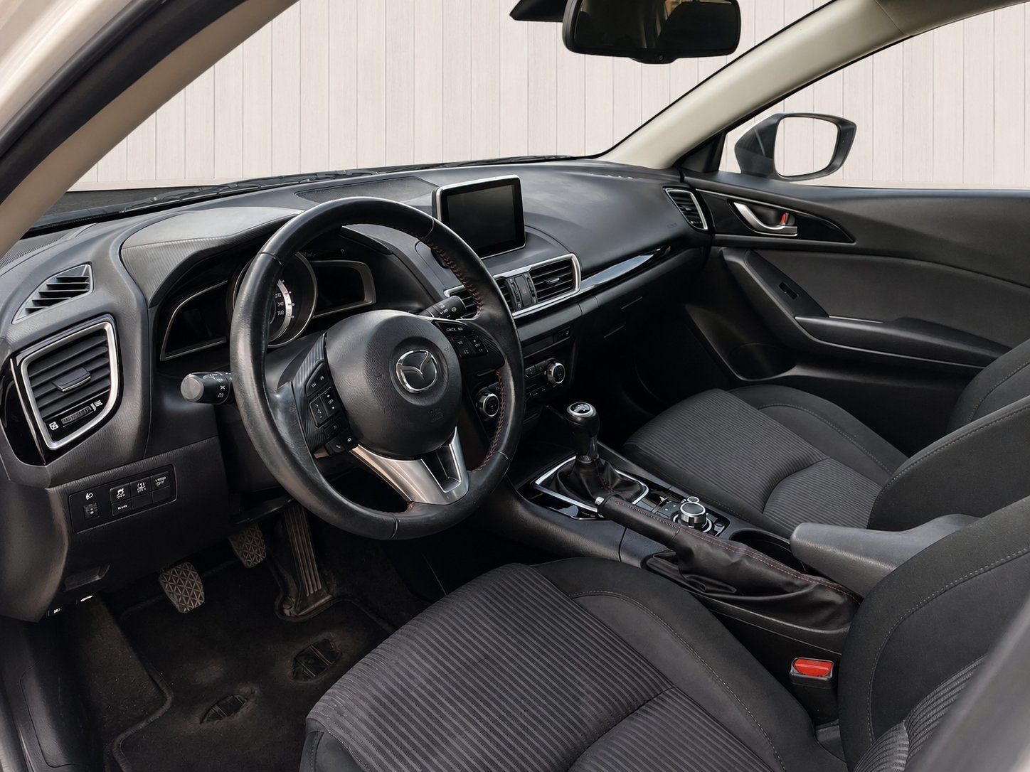 Mazda Automobili: Mazda 3 Skyactive-G 165 Revolution – Usato da Rünenberg venduto da MS.Cars 4