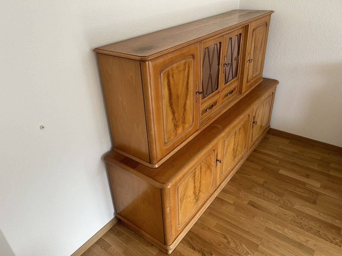 Buffets: antikes Buffet – D'occasion à Brunnen par donkeydressageriding 1