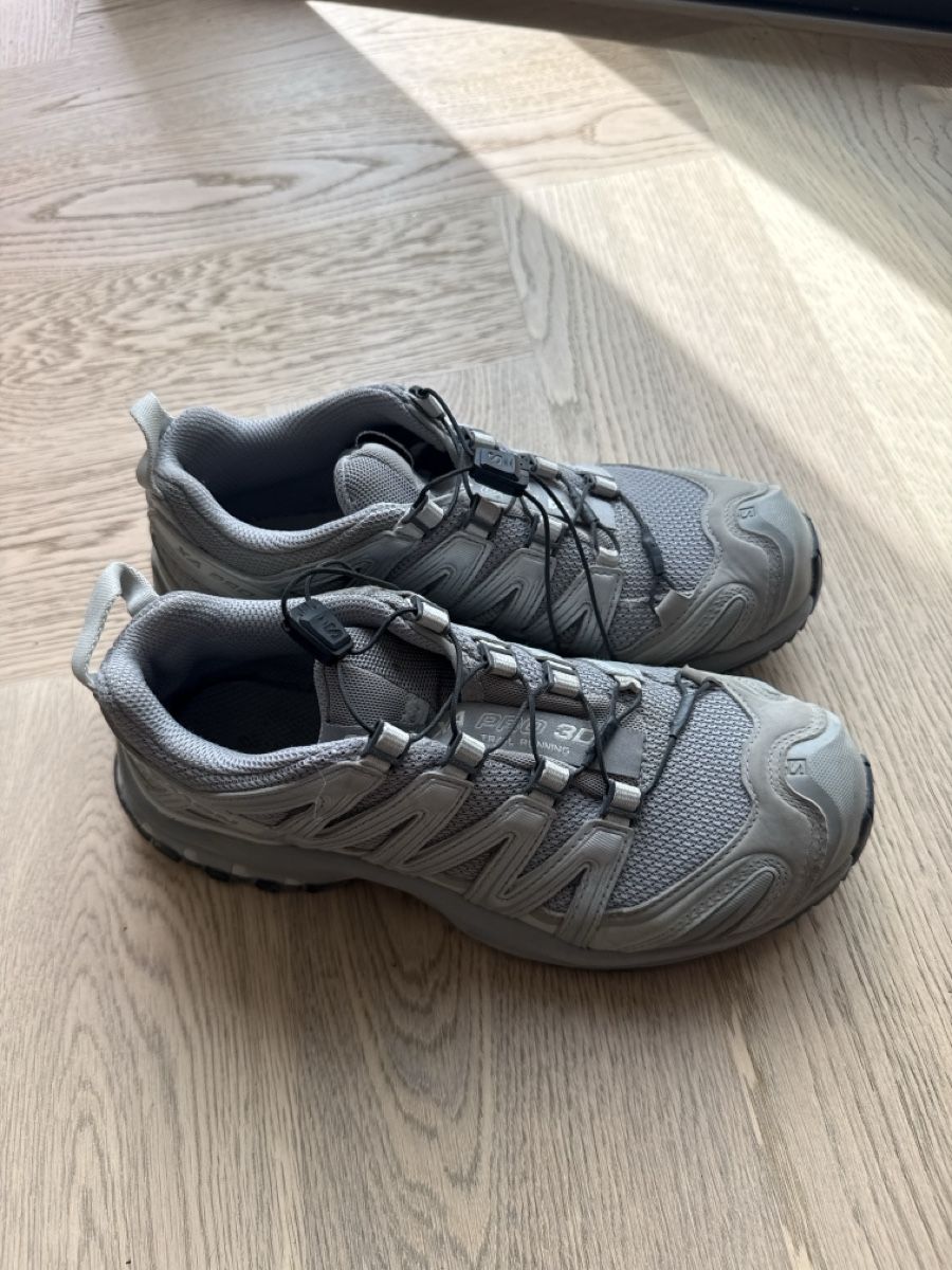 Salomon Scarpe da donna: Salomon XA Pro 3D Trail Shoes Grey Used – Usato da Pontresina venduto da matsch20