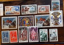 FRANCE timbres neufs ** des années 60