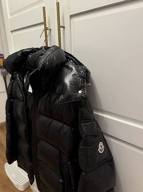 Jacken: Moncler Winterjacke – Gebraucht aus Frenkendorf von giu_gl5c 3