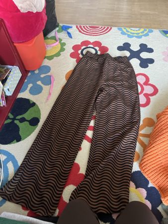 Coole Stoffhose