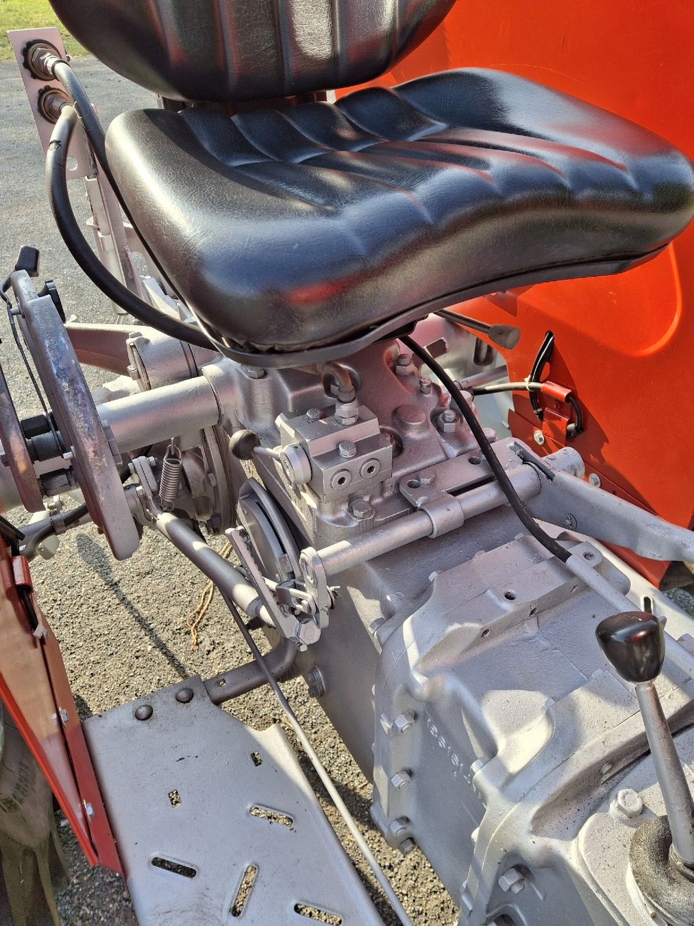 Massey Ferguson Trattori: Massey Ferguson 135 Doppelrad – Usato da Thun venduto da Sonnbre 3