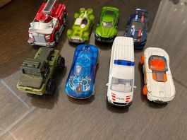 Spielzeugautos zu verkaufen
