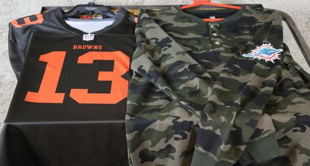 2x NFL Trikot, Long Sleeve Cleevland Browns / Miami Dolphins