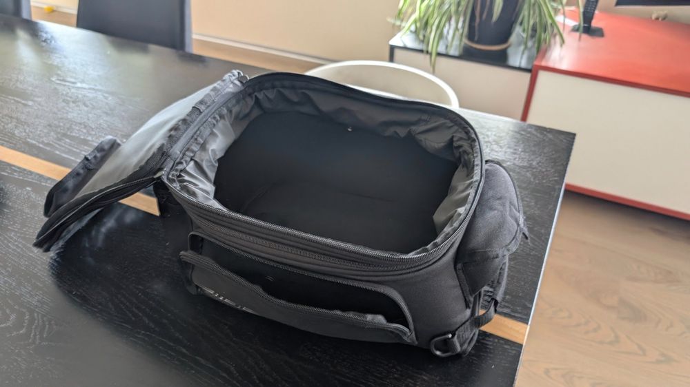 Sacs: Praktischer Motorrad Tankrucksack – D'occasion à Tegerfelden par CasaKaufmann 1