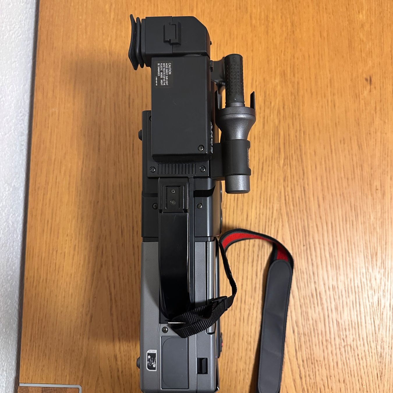 Sony Videocamere: Sony CCD-V200E Video8 Pro Camcorder – Usato da affoltern am albis venduto da bakee 7