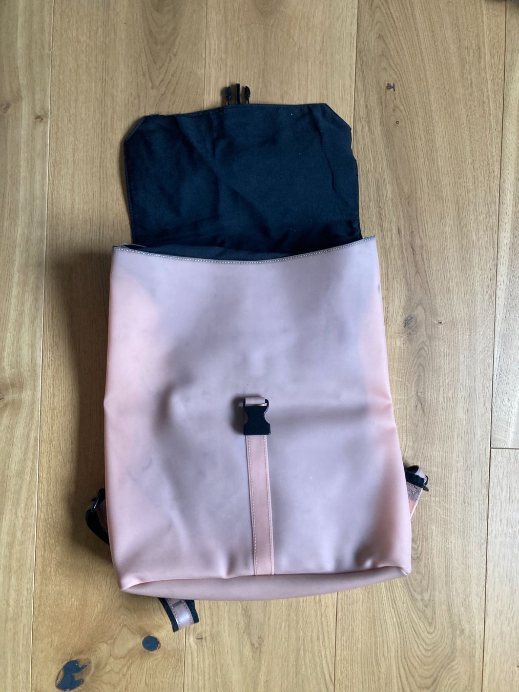 Zaini: Rucksack Rosa – Usato da Winterthur venduto da ced_s9j7 1