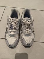 Asics Sneakers