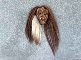 sehr schöne alte Walliser Holzmaske