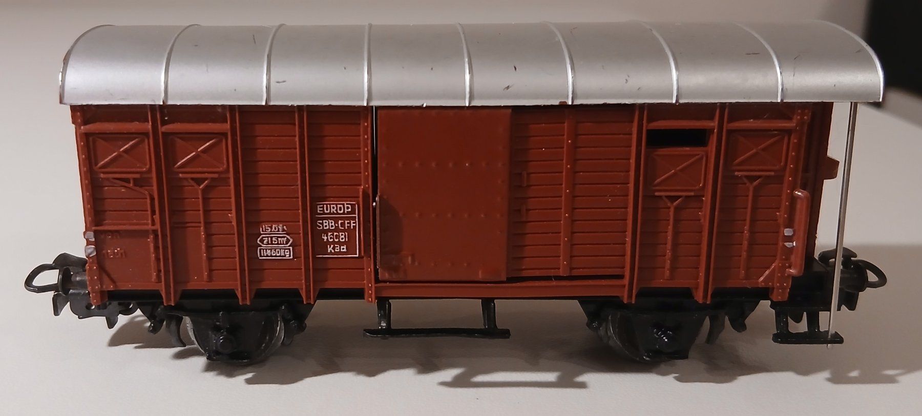 Märklin Modelleisenbahnen: Märklin gedeckter Güterwagen K3 – Gebraucht aus Münchenstein von Cellomar