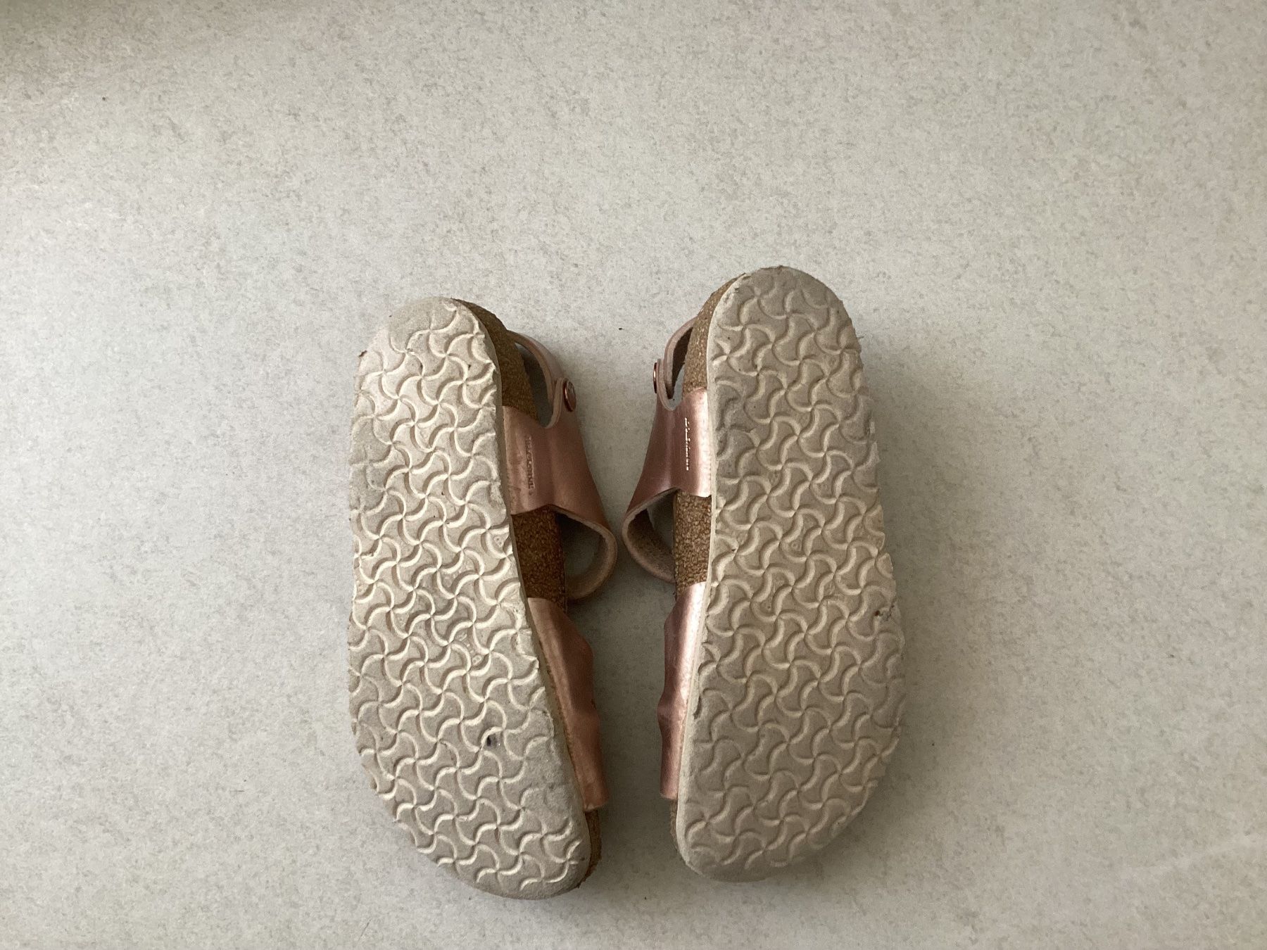 Birkenstock Scarpe per ragazze: Birkenstock Mädchen Rio Sandale Grösse 34 – Usato da Giubiasco venduto da martellino78 1