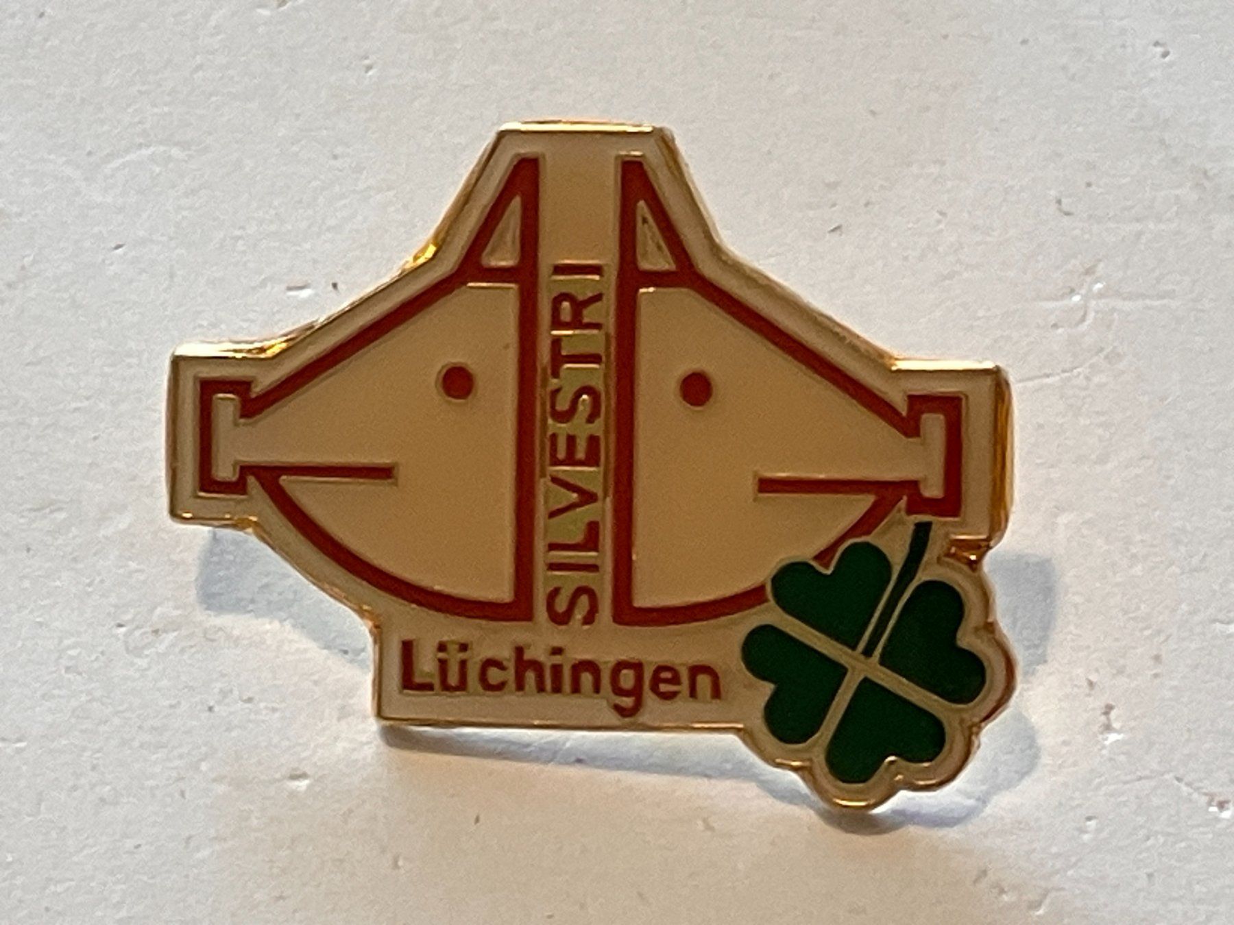 Placchette & Badge: 1 Pin Silvestri Lüchingen – Usato da Basel venduto da djwwpp
