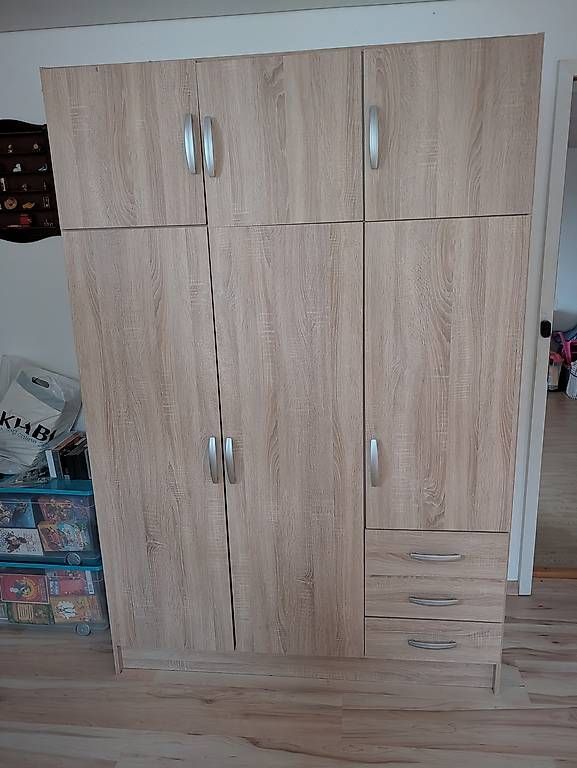 Armadi: Armoire – Usato da Dompierre FR venduto da Oursibear