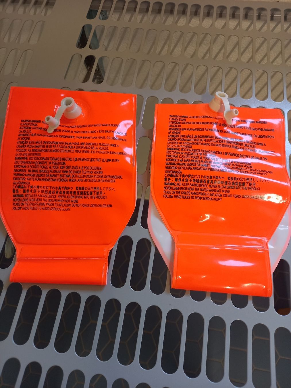 Bouées: Armschützer Schwimmhilfe Orange – D'occasion à Zürich par HansBald 1