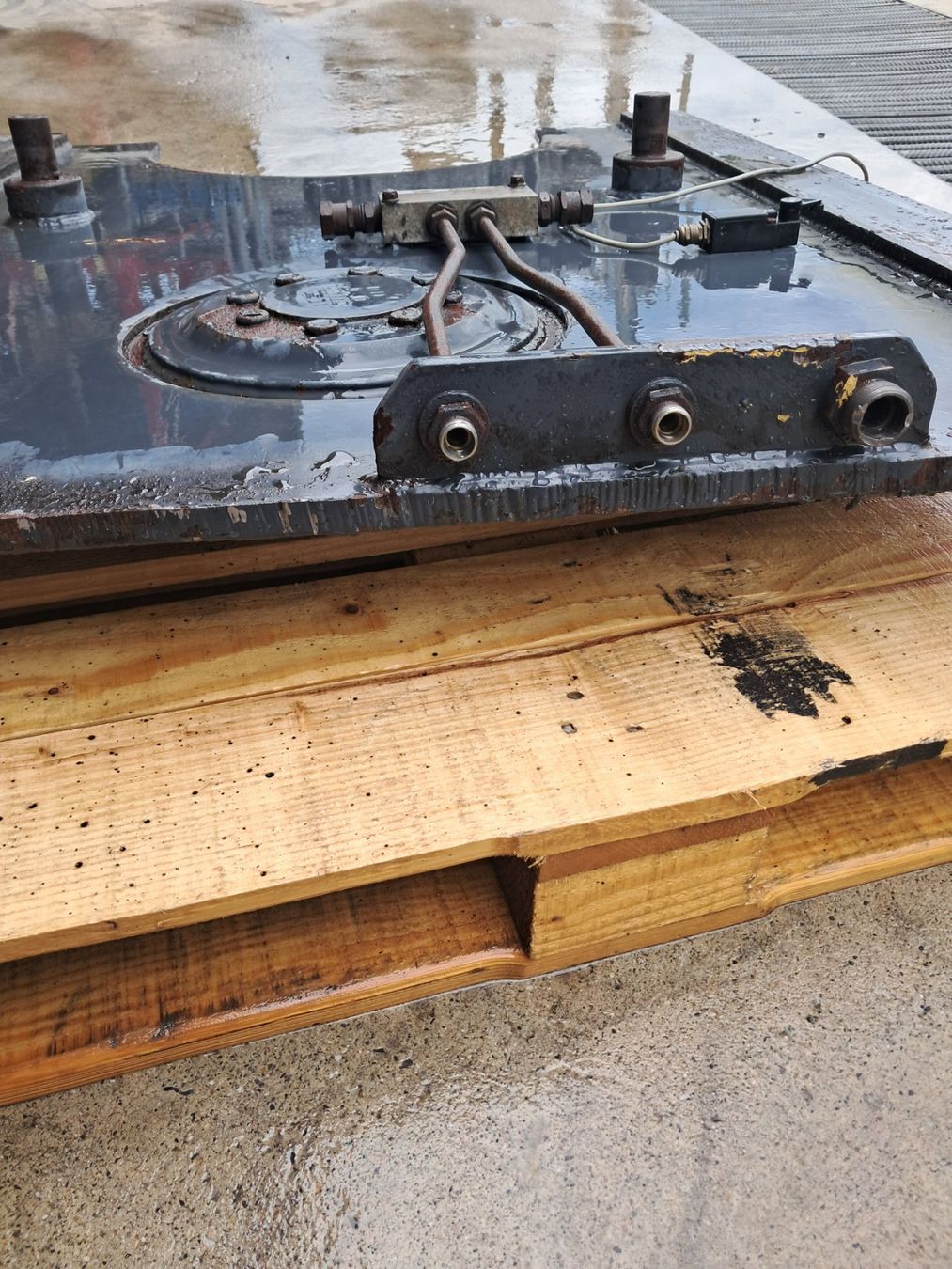 Ganci per rimorchio: JOST Königszapfen mit Stahlplatte – Usato da Schenkon venduto da Deutz105 2