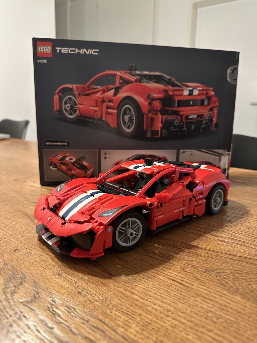 Lego Jeux de construction: LEGO Technic - Ferrari 488 Pista – Neuf (Voir description) à Olten par young_marketer