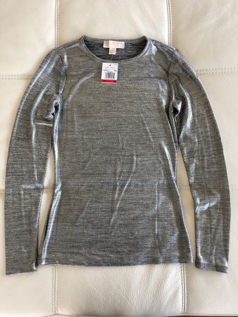 NEW MICHAEL KORS LONG SLEEVE SILVER TOP, SIZE XS