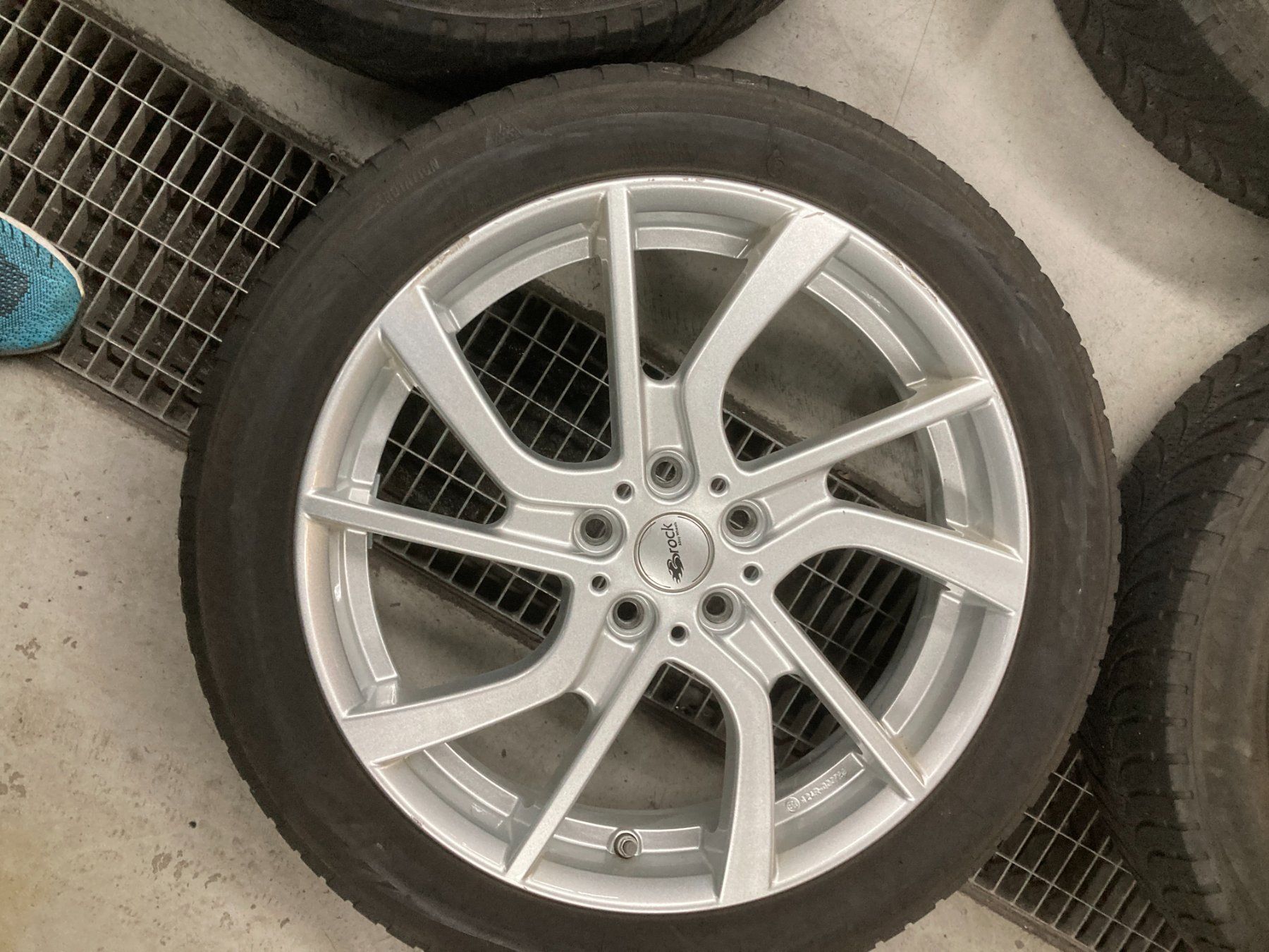 Bridgestone Pneumatici & Ruote complete: BMW I3 Winterräder 155/70R19 Bridgestone – Usato da Cham venduto da WB2223 2