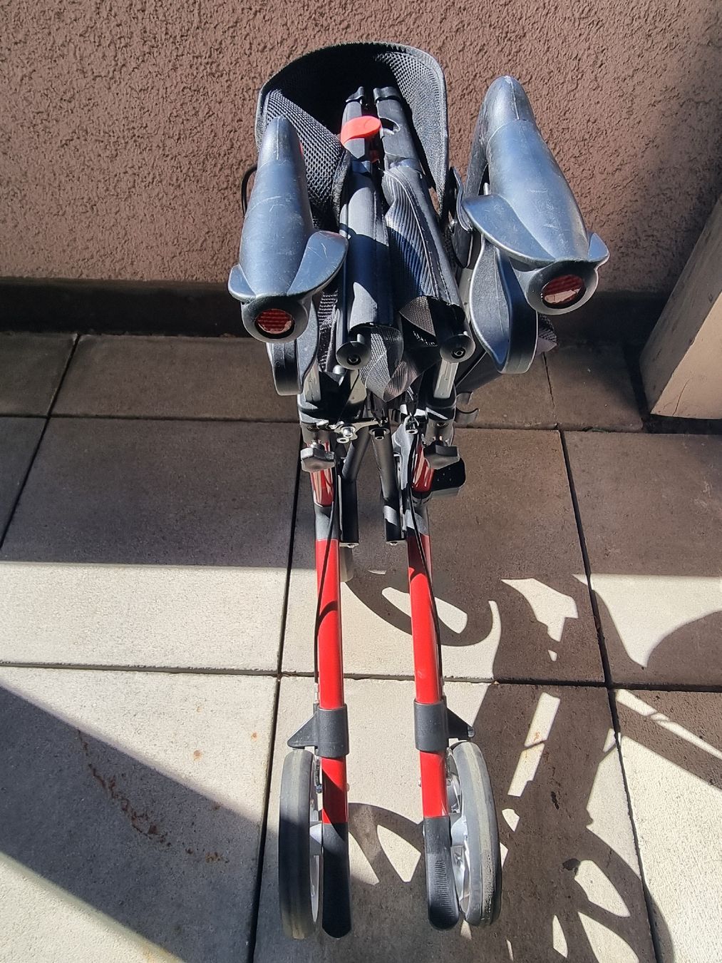 Gehhilfen: Rollator Birkenrot, klappbar mit Tasche – Gebraucht aus Laupen BE von Bombers 3