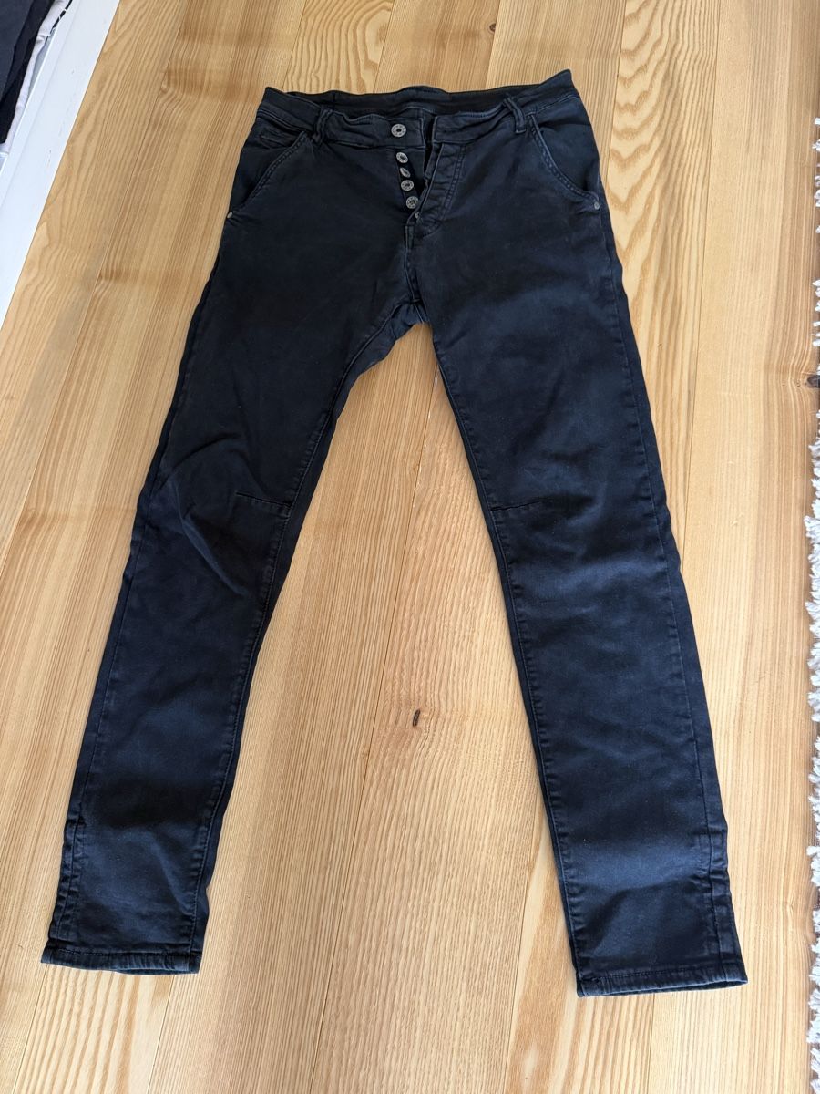 Pantaloni: Melly& co hose – Usato da Itingen venduto da jessi811