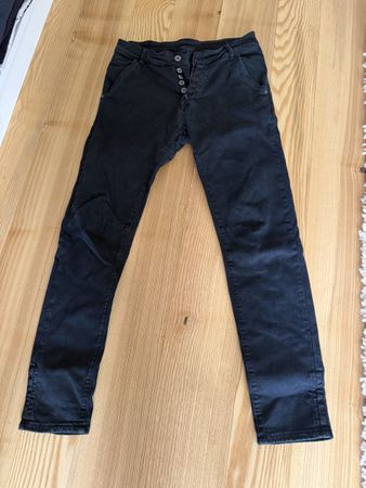 Melly& co hose