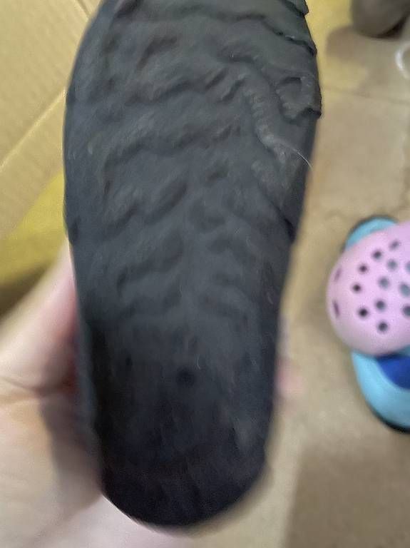 Schuhe für Jungen: Badeschuhe Gr. 24/25 – Gebraucht aus Zürich von kar_qn9r 1