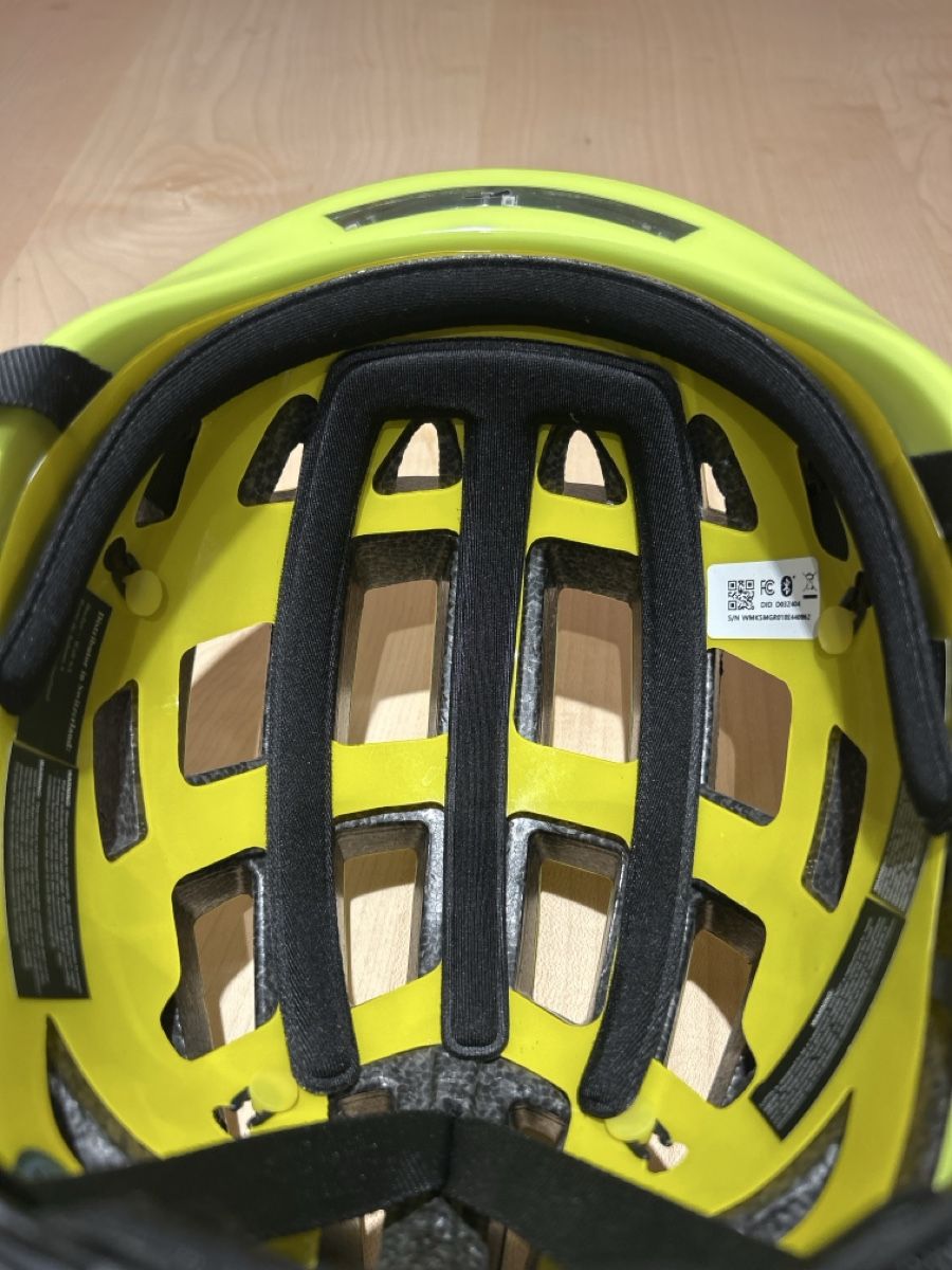 Helme: Lumos Velohelm LED Gelb – Gebraucht aus Zürich von uniking 4