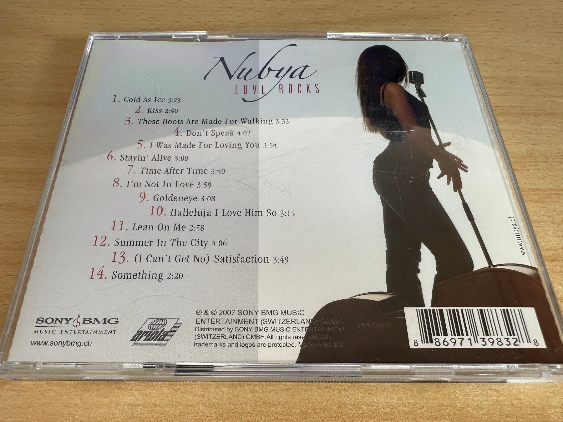 CD: Nubya – Love Rocks – Usato da Rikon im Tösstal venduto da Alpenmutz 1