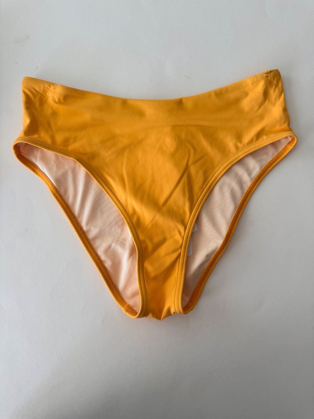 Triumph Costumi da bagno & Bikini: TRIUMPH, Bikini-Slip FLEX SUMMER, Grösse S, Farbe Gelb – Nuovo e nell'imballaggio originale da Rudolfstetten venduto da gst_g7xl