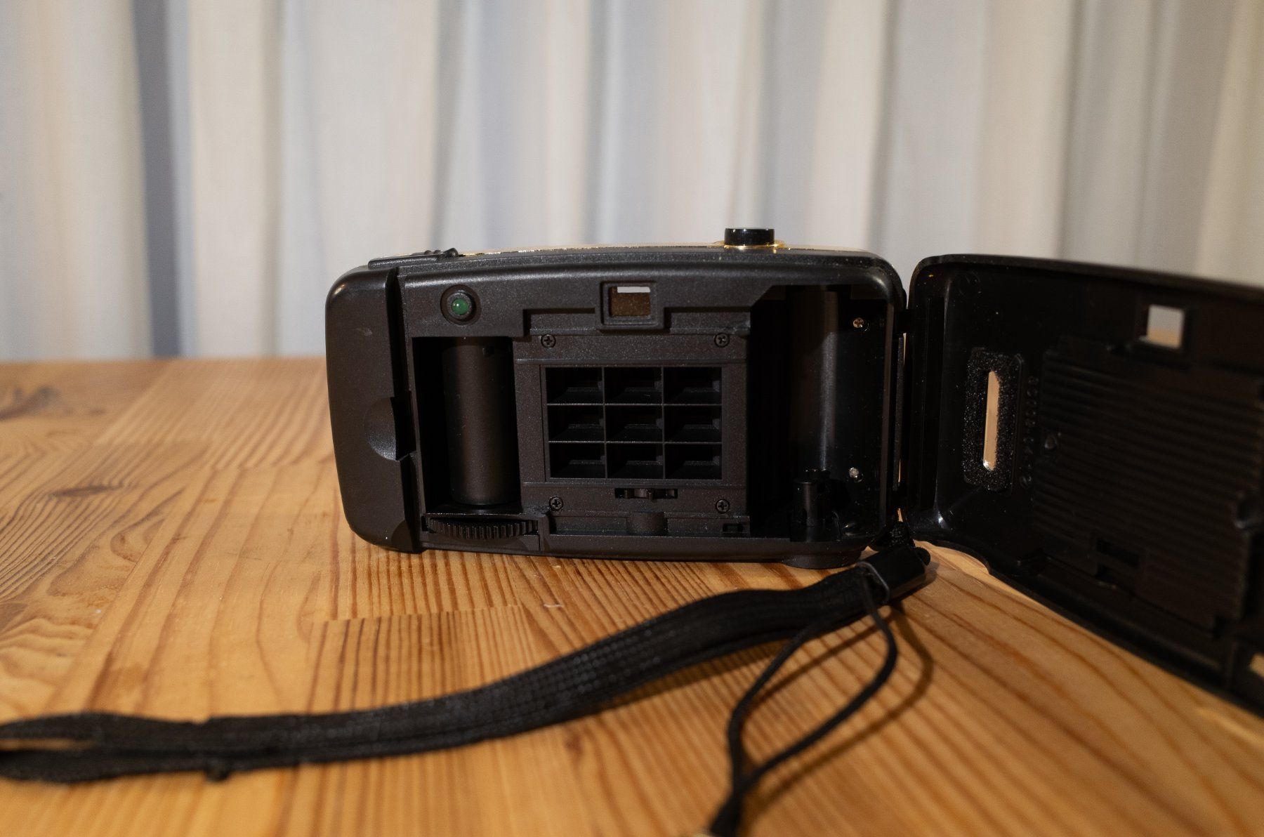 Lomo Fotocamera: Lomography Pop 9 Kamera – Usato da Wädenswil venduto da SO2 2