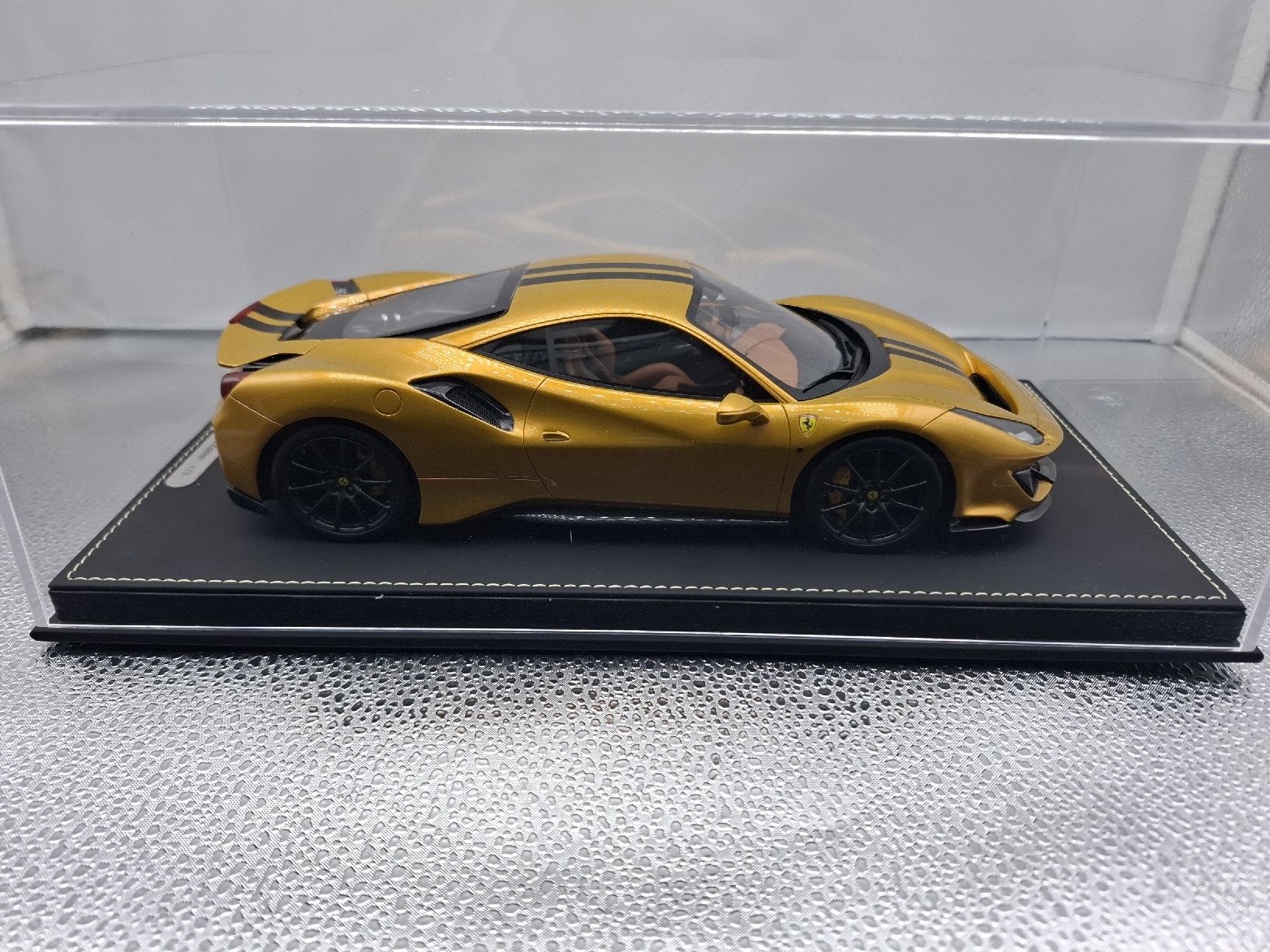 BBR Models Modellini d'auto: BBR Ferrari Pista 1:18 – Nuovo e nell'imballaggio originale da Gipf-Oberfrick venduto da Edii45 2