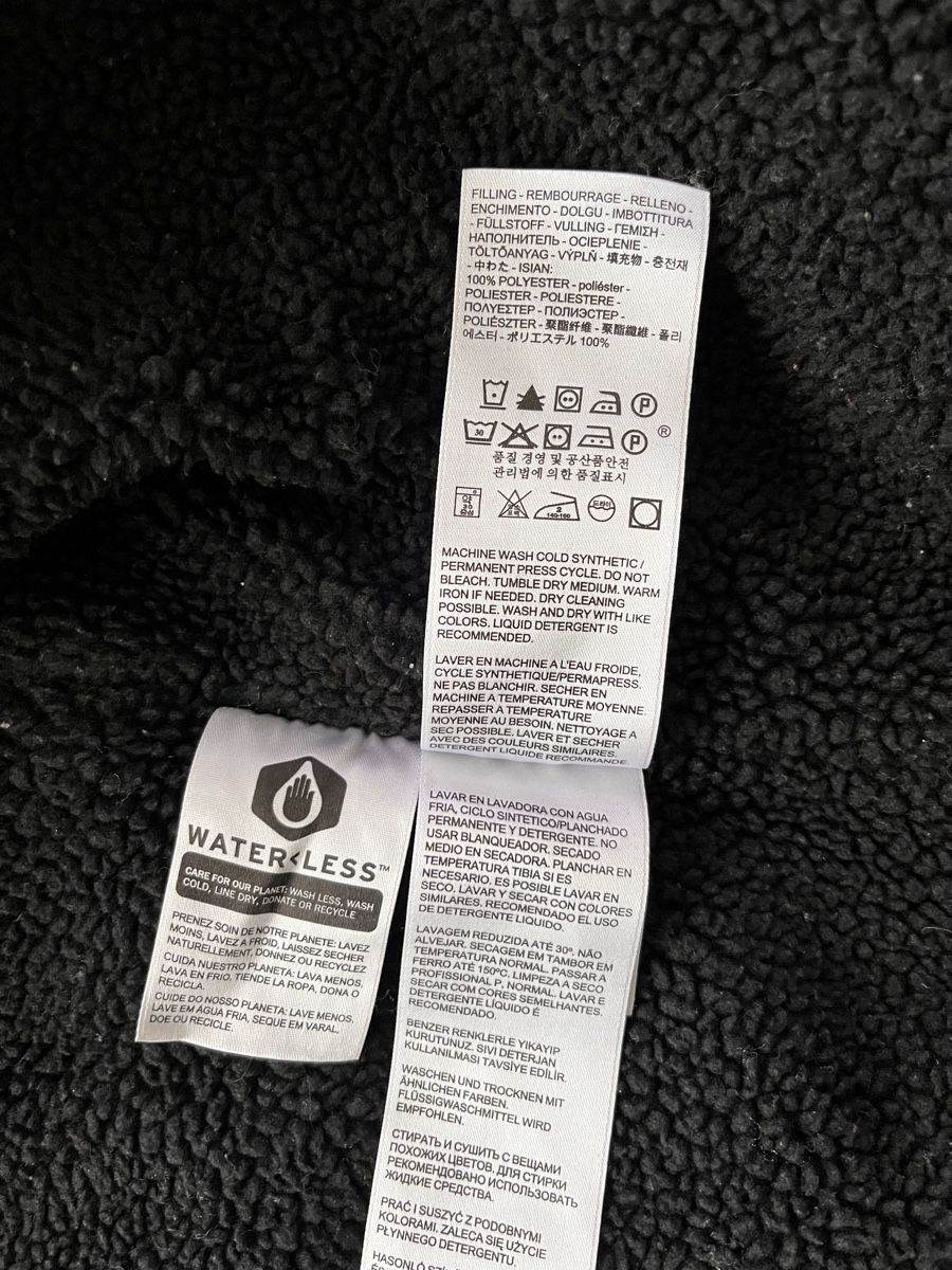 Levi's Jacken: Veste en jean Levi's noire doublée, taille S – Neu (gemäss Beschreibung) aus Meyrin von  4