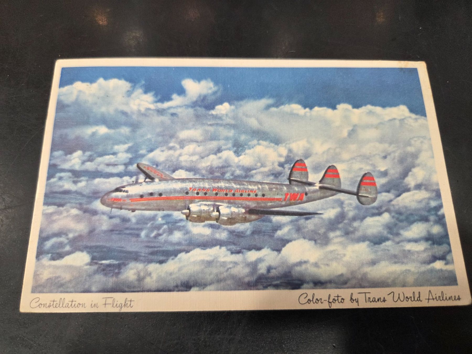 Cartoline postali: TWA Constellation in Flight 1953 – Usato da Basel venduto da bartlome78