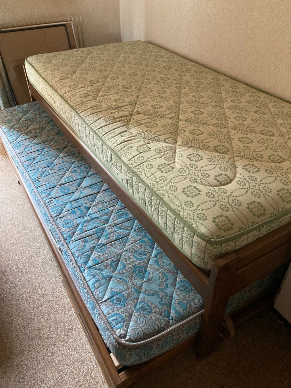 Letti: Bett mit Unterstellbett – Usato da Spiez venduto da crew7