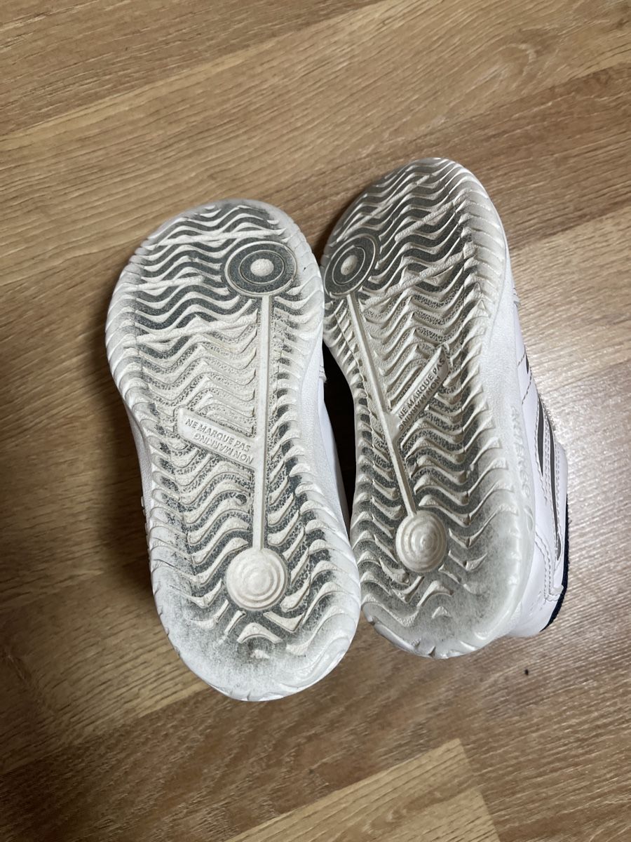 Scarpe per ragazzi: Baskets pour enfant pointure 28 – Usato da MARLY venduto da AISLEE 2