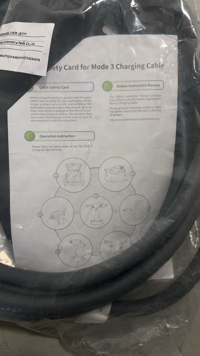 Cavi: Tesla Model 3 Ladekabel – Nuovo e nell'imballaggio originale da Langenthal venduto da Yana.Chaika 1