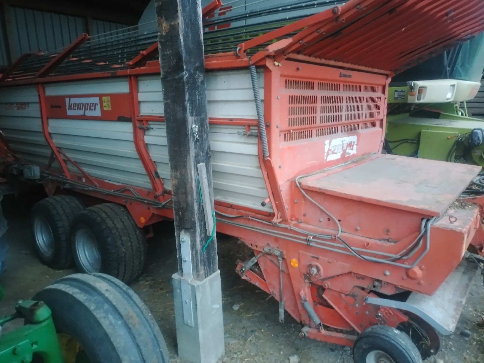 Kemper Rimorchi: Kemper Ladewagen – Usato da Kallnach venduto da burri1992 1