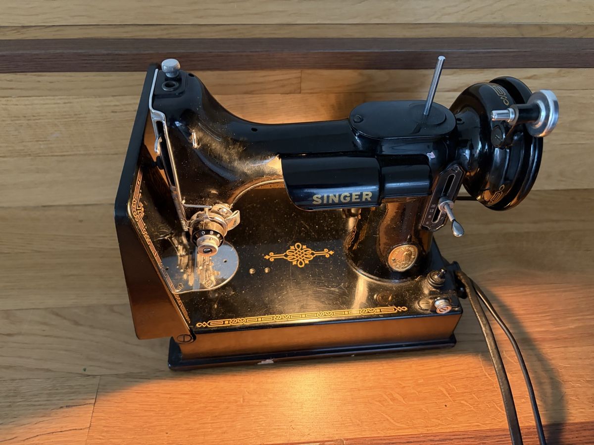Singer Machines à coudre: Antike Singer Nähmaschine – Défectueux à Schlieren par MQ1965 2